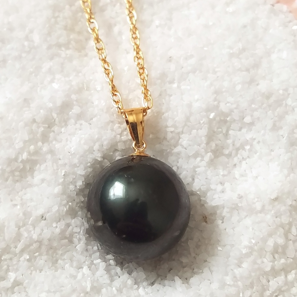 Tahitian Pearl Necklace